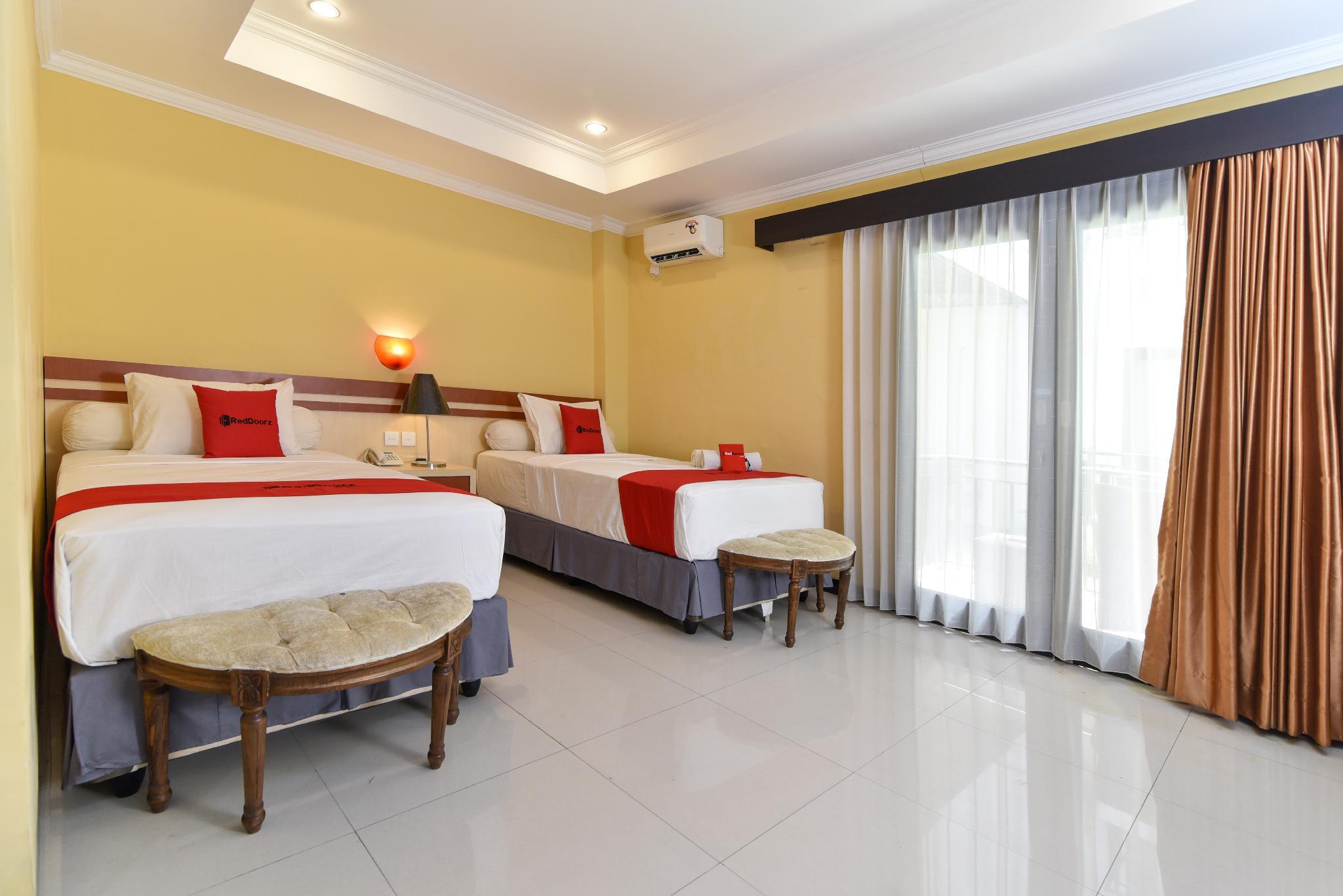 RedDoorz Plus near Mall Bali Galeria 2 Dempasar Exterior foto