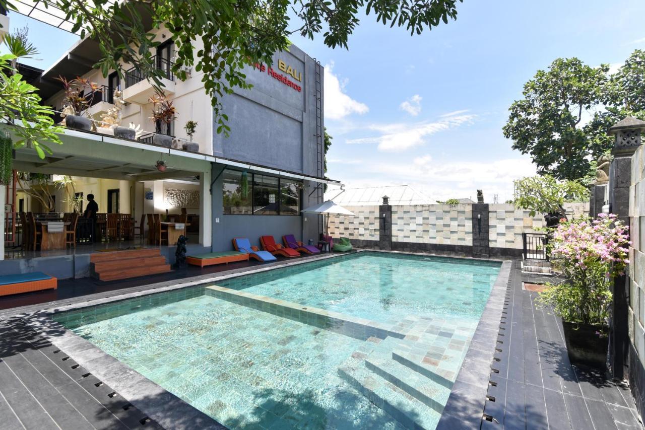 RedDoorz Plus near Mall Bali Galeria 2 Dempasar Exterior foto